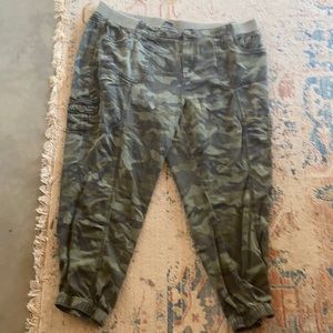 Camo pants